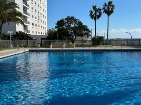 apartaemento junto a la playa con parking gratis